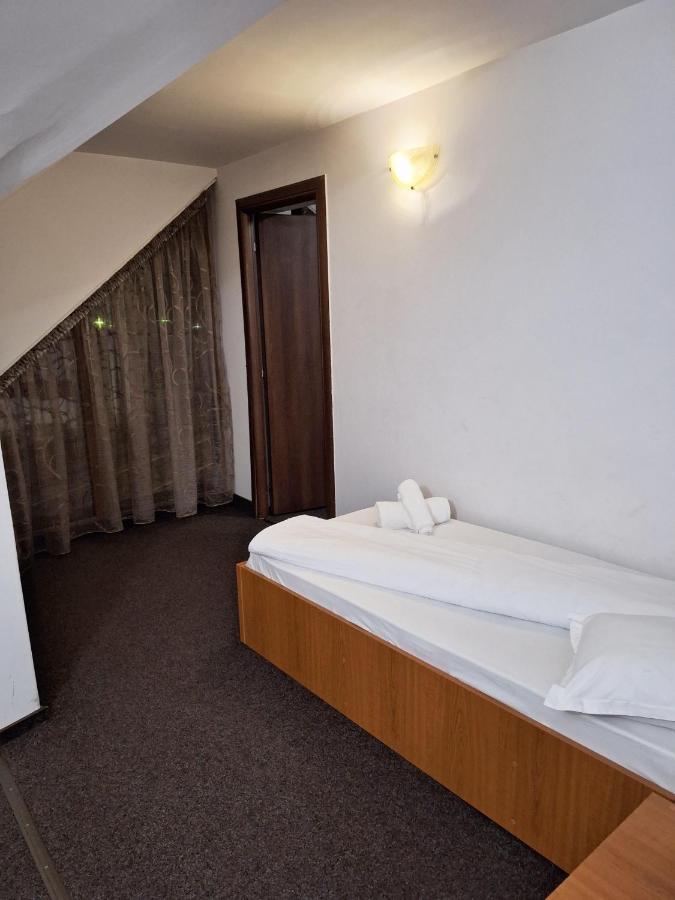 Motel Minerva Tîrgu Ocna Zewnętrze zdjęcie