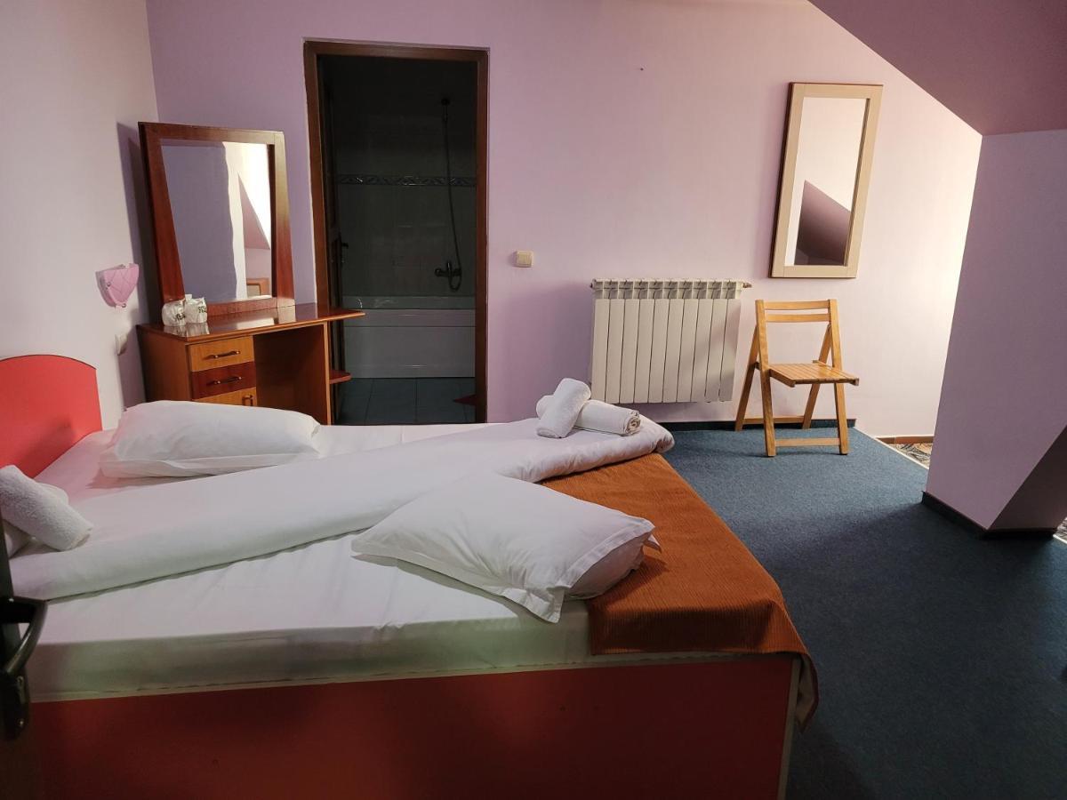 Motel Minerva Tîrgu Ocna Zewnętrze zdjęcie